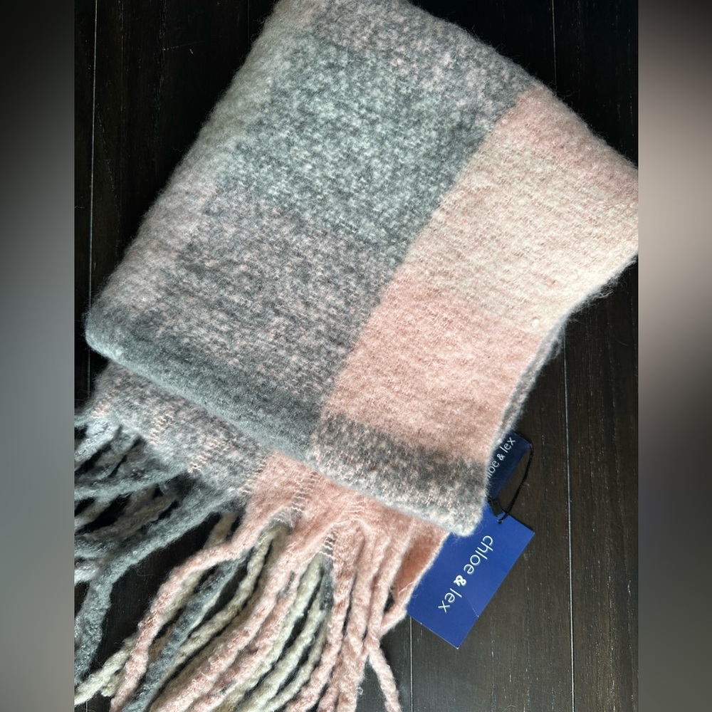 Chloe & Alex Pink and Gray Women's Scarf
